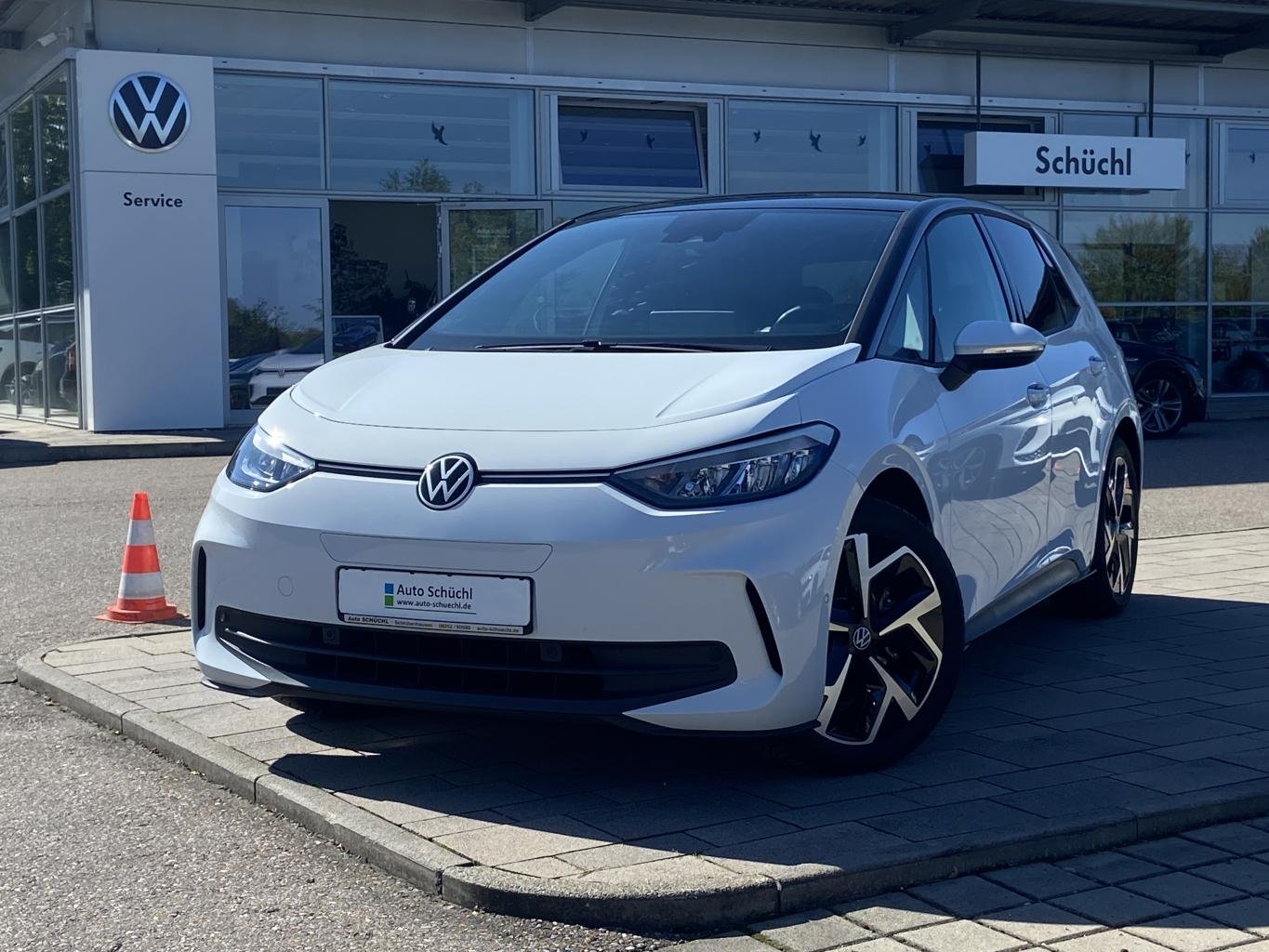 Volkswagen ID.3 Pro FACELIFT APP-CONNECT+KAMERA+NAVI+CCS+LED+ACC+PARKASSIST+DAB+SHZ+BLUETOOTH+KEYLESS+LANE-ASSIST