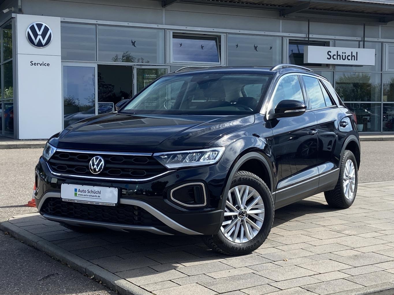 Volkswagen T-Roc 1.5 TSI DSG LIFE AHK+APP-CONNECT+VIRTUAL-COCKPIT+LED+NAVI+PARKASSIST+DAB+LANE-ASSIST+SHZ