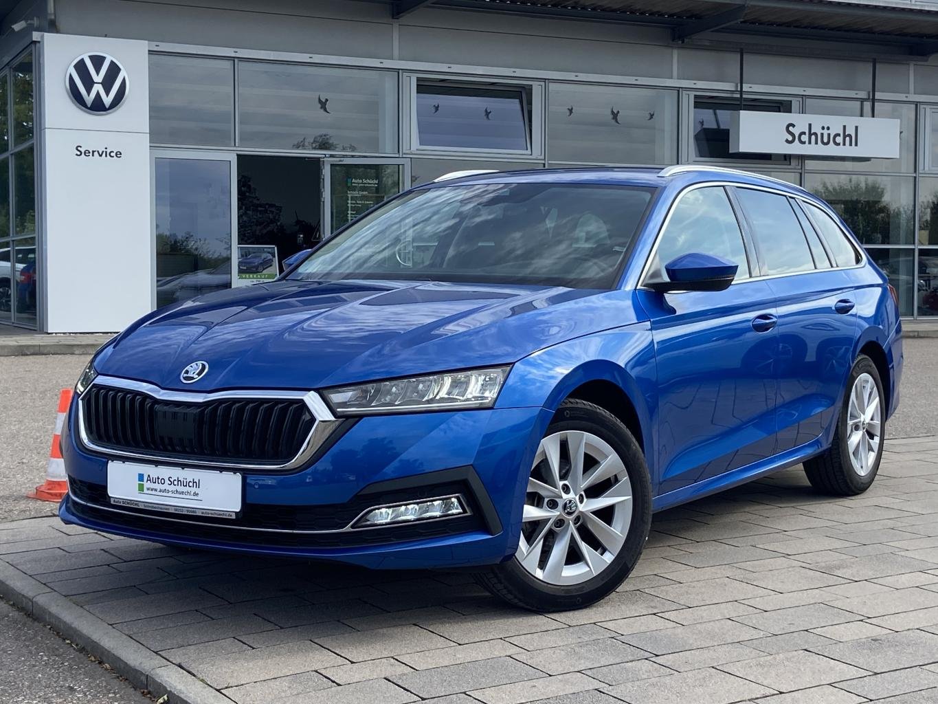 Skoda Octavia Combi 2.0 TDI DSG Style AHK+HEAD-UP+SMART-LINK+VIRTUAL-COCKPIT+NAVI-COLUMBUS+KAMERA+LED+ACC+DAB+PDC+4xSHZ+KEYLESS+LANE-ASSIST