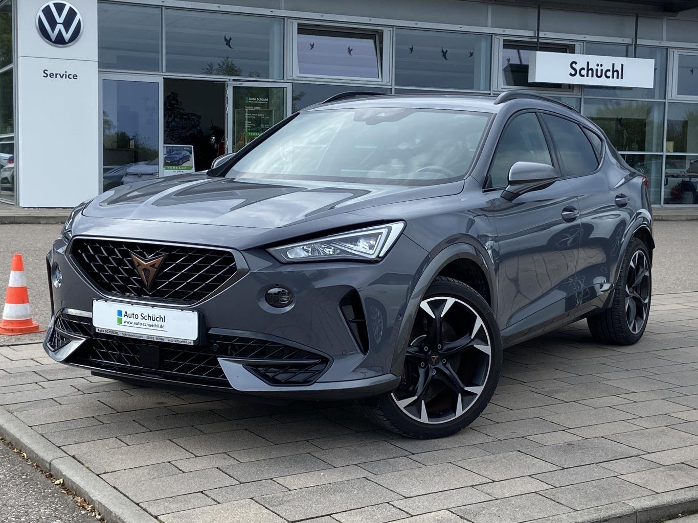 Cupra Formentor 1.4 TSI DSG eHybrid VZ VIRTUAL-COCKPIT+NAVI-PRO+KAMERA+LED+FULL-LINK+ACC+PARKASSIST+DAB+LANE-ASSIST+SHZ+KEYLESS+BLUETOOTH