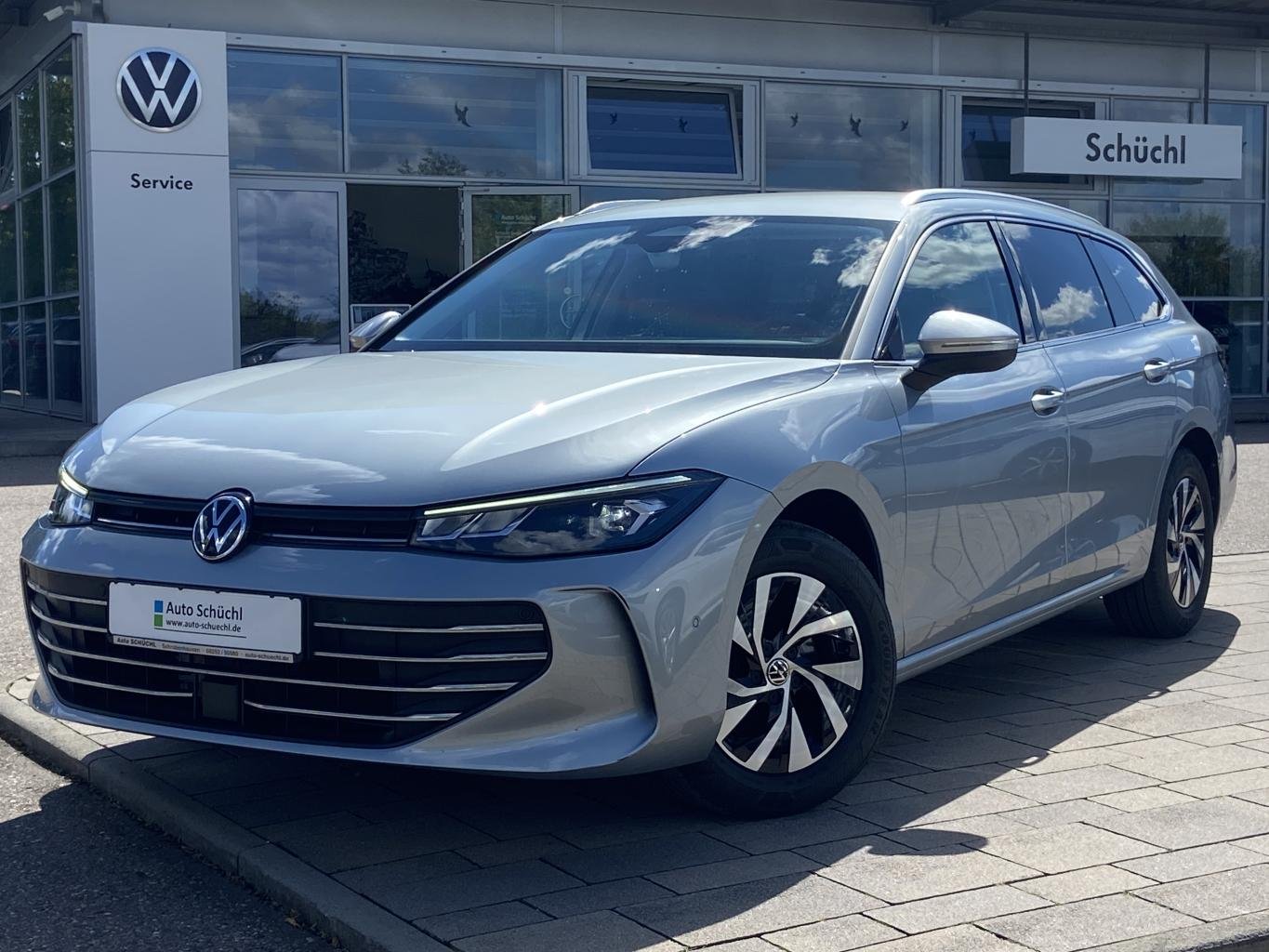 Volkswagen Passat Variant 1.5 TSI DSG Business HEAD-UP+APP-CONNECT+ACTIVE-INFO+ACC+LANE-ASSIST+DCC+KAMERA+LED+PARKASSIST+DAB+NAVI+SHZ+ACC