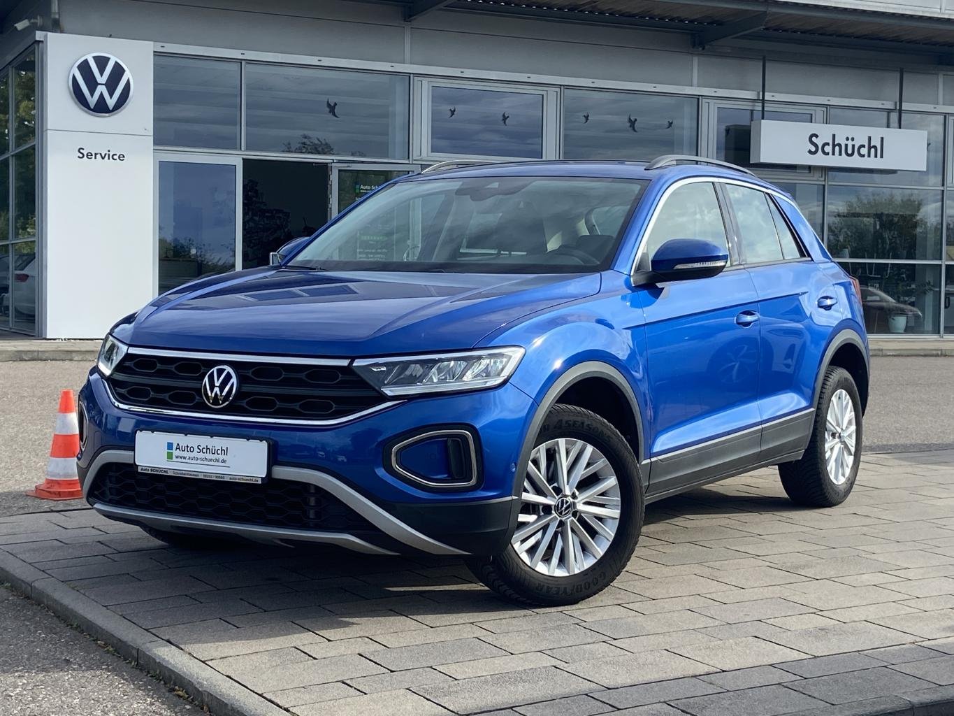 Volkswagen T-Roc 1.5 TSI DSG LIFE STANDHEIZUNG+APP-CONNECT+VIRTUAL-COCKPIT+KAMERA+LED+NAVI+ACC+PARKASSIST+KEYLESS+DAB+LANE-ASSIST+SHZ+KEYLESS+BLUETOOTH