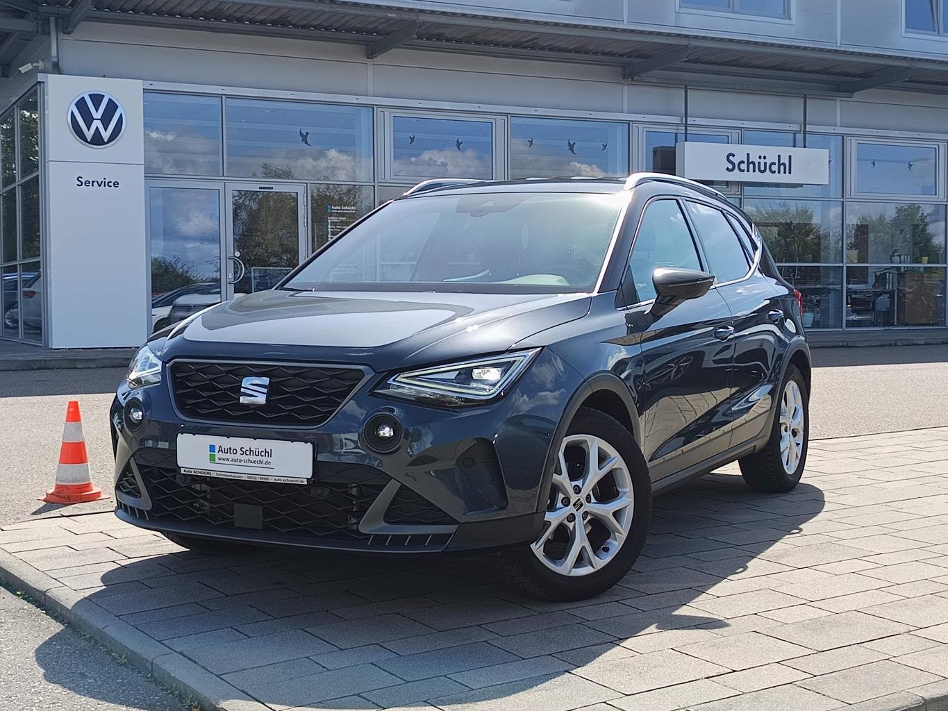 Seat Arona 1.0 TSI FR VIRTUAL-COCKPIT+NAVI-PRO+KAMERA+LED+FULL-LINK+PARKASSIST+DAB+LANE-ASSIST+SHZ+ACC