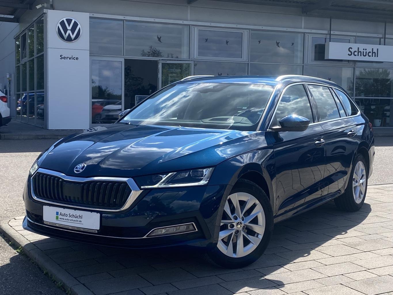 Skoda Octavia Combi 2.0 TDI DSG Style HEAD-UP+SMART-LINK+VIRTUAL-COCKPIT+NAVI-COLUMBUS+KAMERA+LED+MATRIX-LED+ACC+DAB+PDC+4xSHZ+KEYLESS+BLUETOOTH+LANE-ASSIST