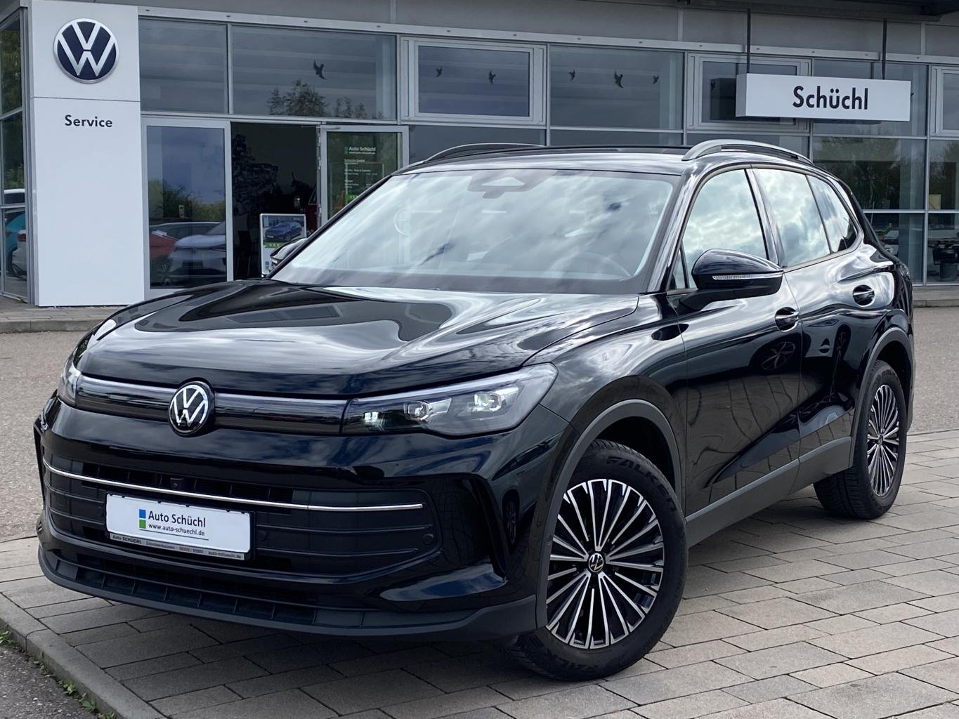Volkswagen Tiguan 1.5 TSI DSG Life AHK+APP-CONNECT+ACTIVE-INFO+360-KAMERA+ASSISTENZPAKET-IQ-DRIVE+EL.HECKKLAPPE+LED+DAB+NAVI+SHZ+ACC+KEYLESS+LANE-ASSIST+BLUETOOTH