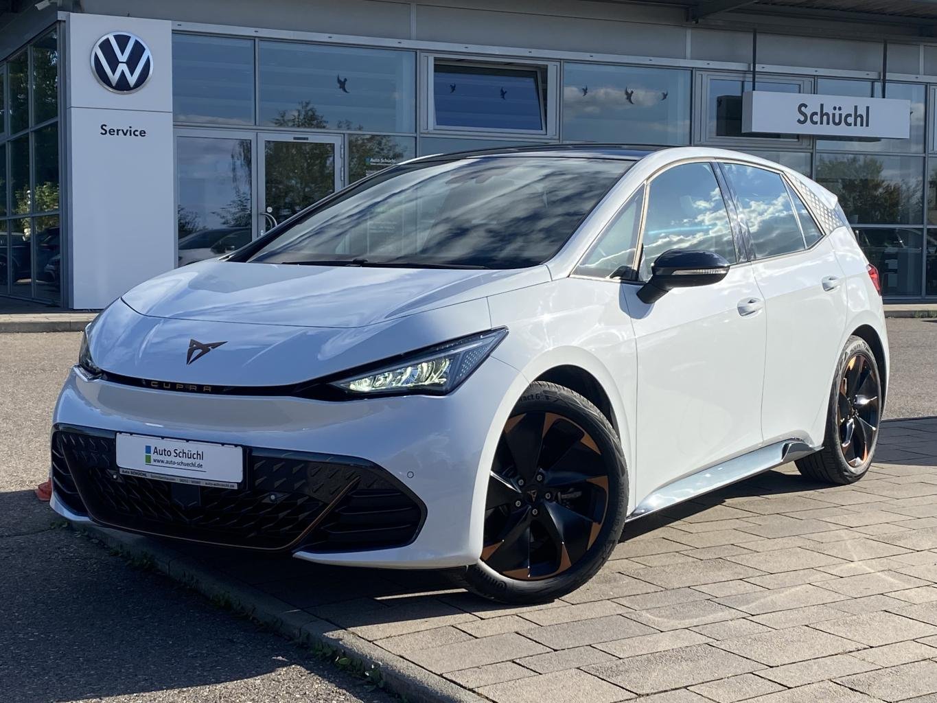 Cupra Born PANORAMA+19