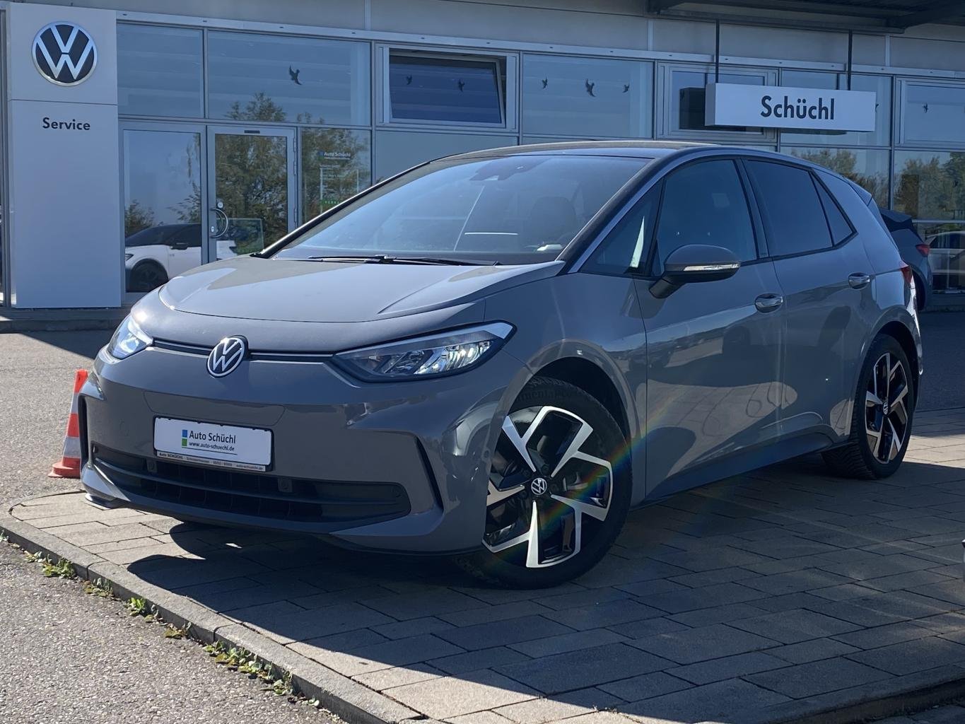 Volkswagen ID.3 PRO FACELIFT APP-CONNECT+ERGO-ACTIVE-SITZ+KAMERA+NAVI+CCS+LED+ACC+PARKASSIST+DAB+SHZ+BLUETOOTH+KEYLESS+LANE-ASSIST