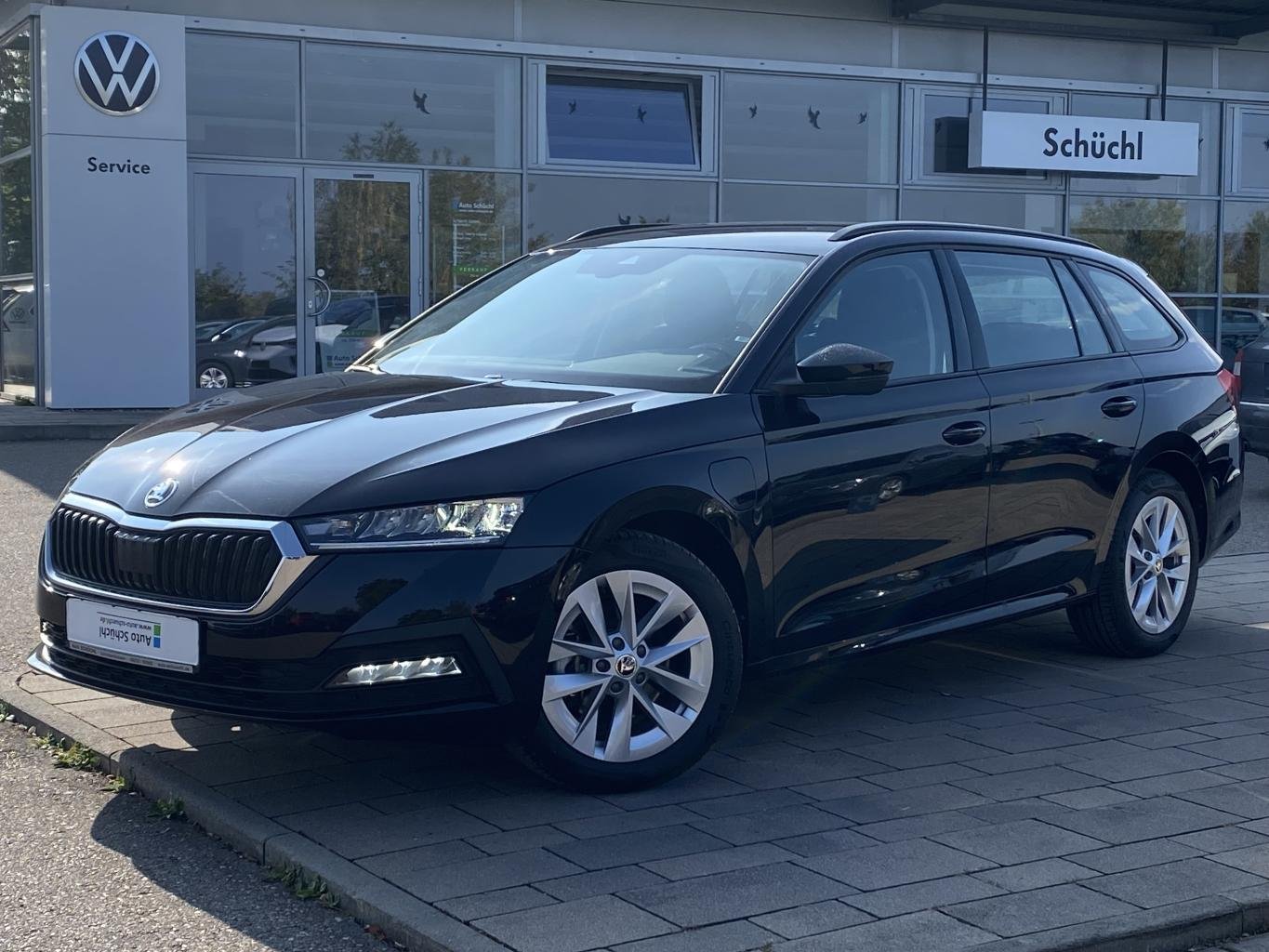 Skoda Octavia Combi iV 1.4 TSI DSG eHybrid Ambition SMART-LINK+VIRTUAL-COCKPIT+LED+DAB+LANE-ASSIST+SHZ+PDC+BLUETOOTH+GRA