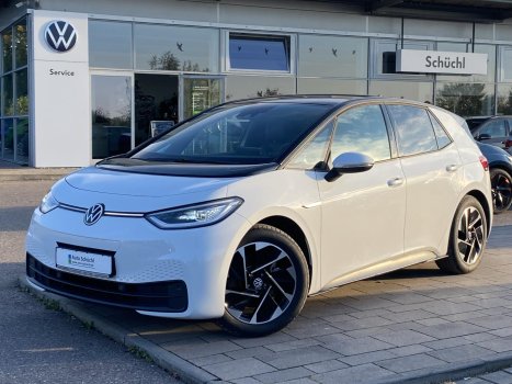 Volkswagen ID.3 Pro Performance WÄRMEPUMPE+SPORTPAKET+KOMPFORTPAKET+DESIGN-PAKET+INFOTAINMENTPAKET++APP-CONNECT+NAVI+IQ-MATRIX-LED+CCS+DAB+LANE-ASSIST+SPORTPAKET+SHZ+PDC+BLUETOOTH 057472