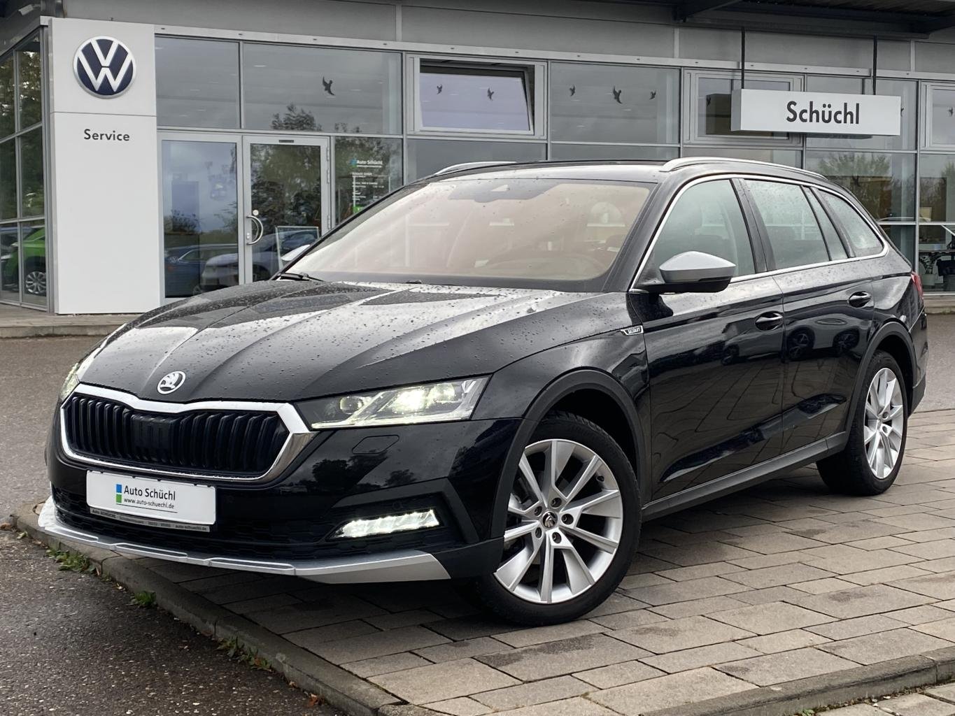 Skoda Octavia Combi SCOUT 1.5 eTSI DSG HEAD-UP+SMART-LINK+VIRTUAL-COCKPIT+NAVI-COLUMBUS+LED+MATRIX-LED+ACC+DAB+SHZ+PDC+KEYLESS+BLUETOOTH+LANE-ASSIST