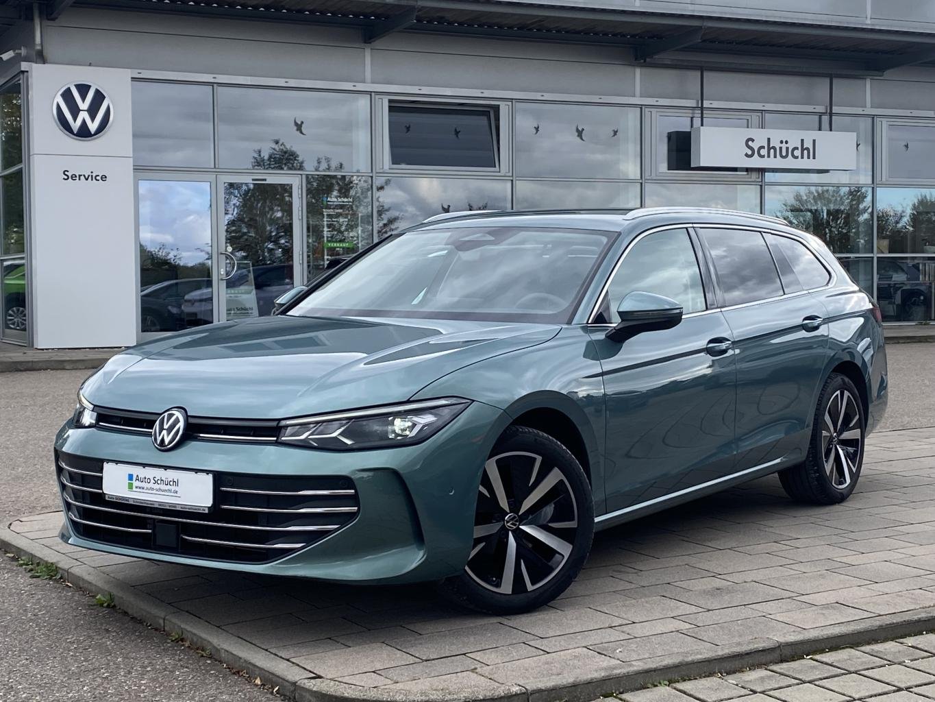 Volkswagen Passat Variant 1.5 TSI DSG Business AHK+HEAD-UP+KLIMASITZE+APP-CONNECT+ACTIVE-INFO+ACC+LANE-ASSIST+DCC+KAMERA+LED+PARKASSIST+DAB+NAVI+SHZ+ACC