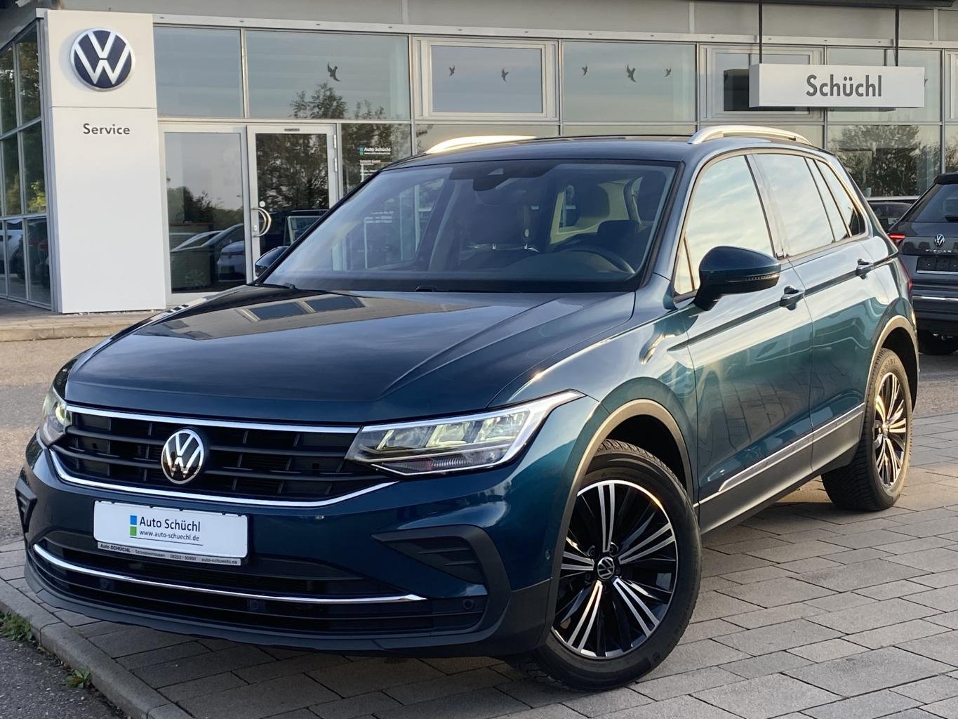 Volkswagen Tiguan 2.0 TDI DSG ACTIVE AHK+APP-CONNECT+KAMERA+NAVI+LED+ACC+PARKASSIST+KEYLESS+DAB+SHZ+KEYLESS+BLUETOOTH+LANE-ASSIST