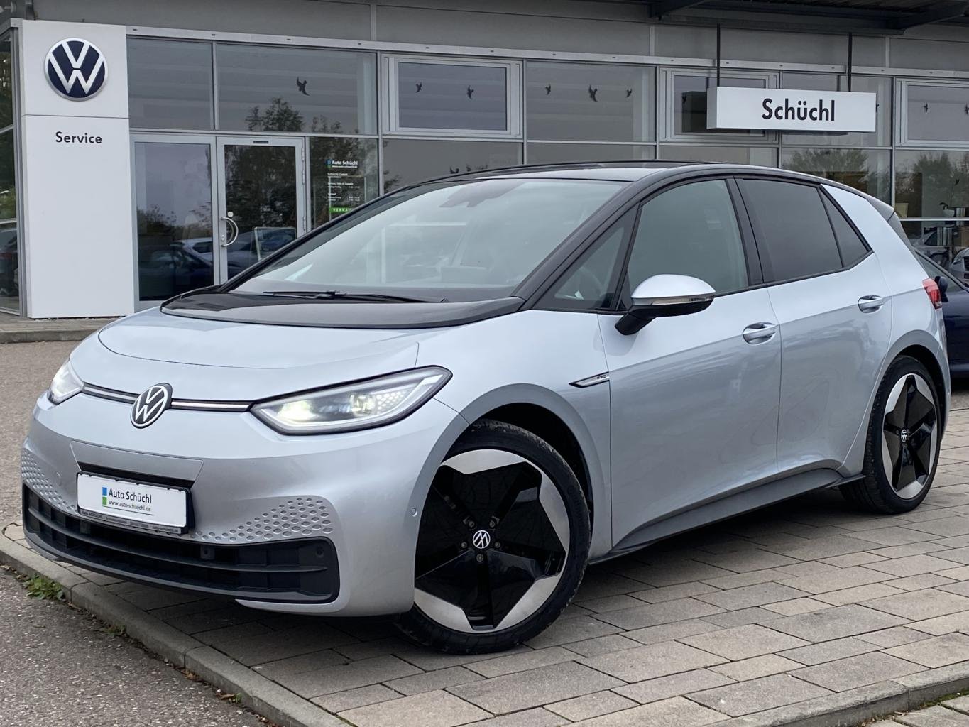 Volkswagen ID.3 PRO-PERFORMANCE 5-SITZER+PANORAMA+APP-CONNECT+IQ-MATRIX-LED+KAMERA+NAVI+LED+CCS+ACC+PARKASSIST+DAB+LANE-ASSIST+SPORTPAKET+SHZ+BLUETOOTH+KEYLESS