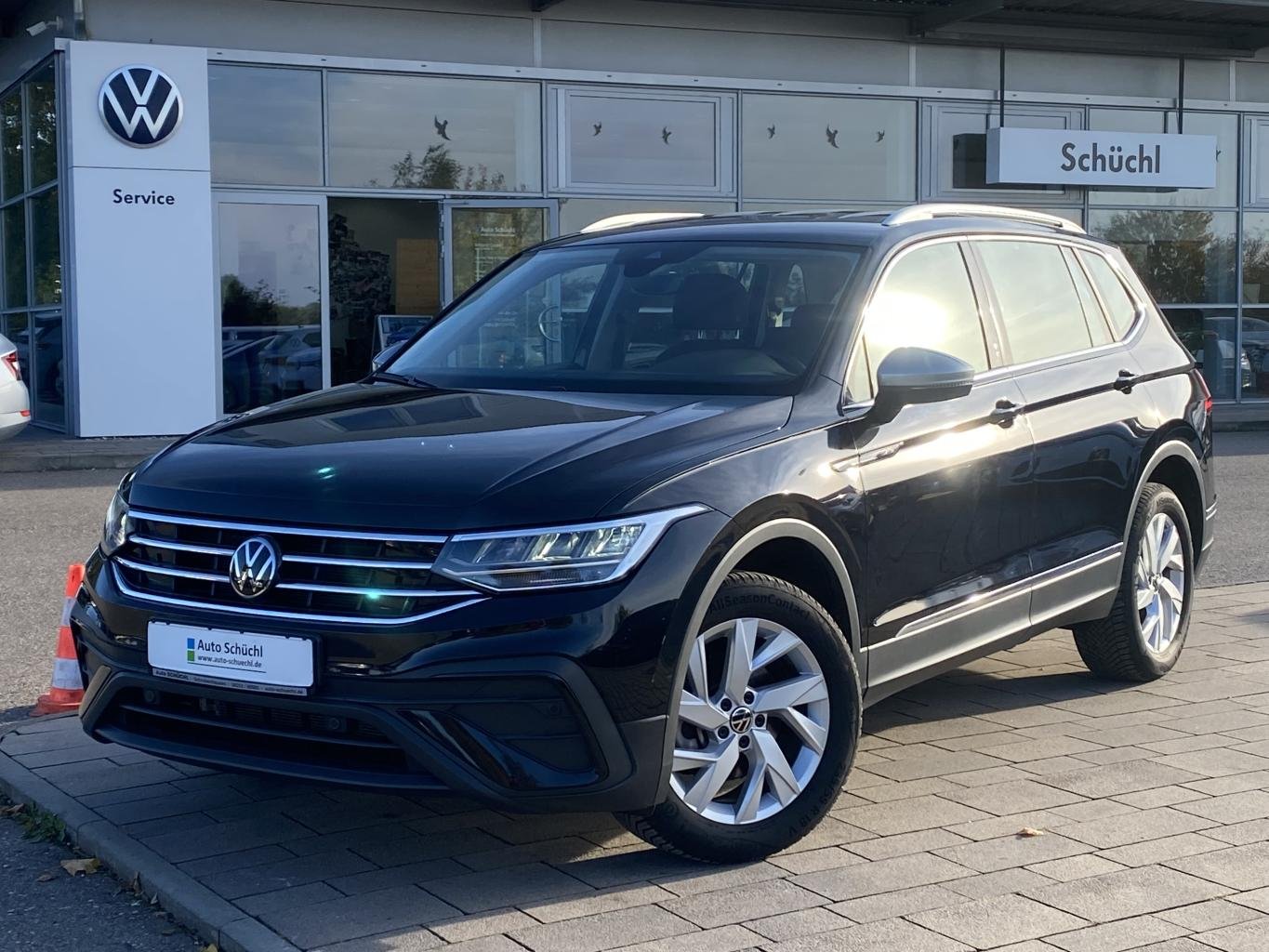 Volkswagen Tiguan Allspace 1.5 TSI DSG Life 7-SITZER+AHK+ACTIVE-INFO+NAVI+LED+ACC+DAB+LANE-ASSIST+SHZ+PDC+BLUETOOTH
