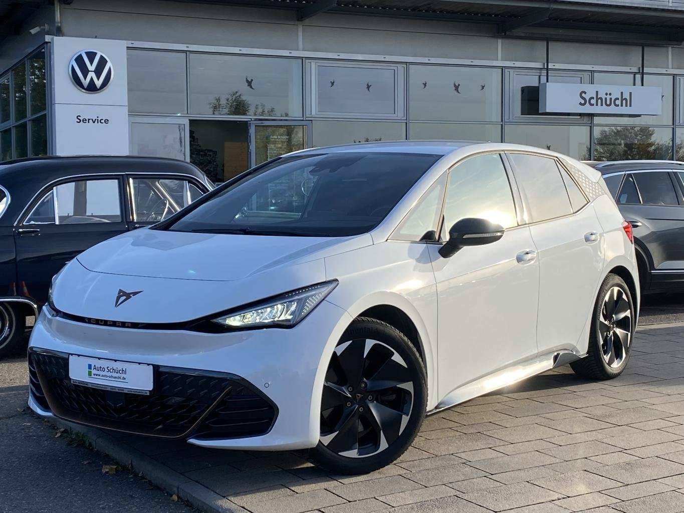 Cupra Born e-Boost 170 kW SUPERSPORTLENKRAD+NAVI+KAMERA+LED+CCS+FULL-LINK+ACC+DAB+LANE-ASSIST+SHZ+PDC+KEYLESS+BLUETOOTH