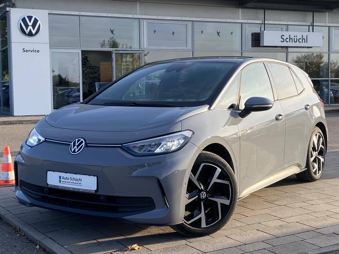 Volkswagen ID.3 Pro MOVE FACELIFT APP-CONNECT+KAMERA+NAVI+CCS+LED+ACC+PARKASSIST+DAB+SHZ+BLUETOOTH+KEYLESS+LANE-ASSIST