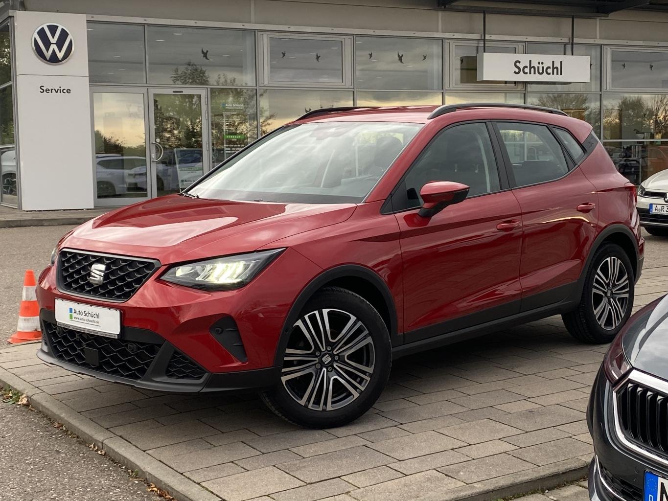 Seat Arona 1.0 TSI FULL-LINK+VIRTUAL-COCKPIT+KAMERA+LED+PARKASSIST+DAB+LANE-ASSIST+SHZ+BLUETOOTH+GRA